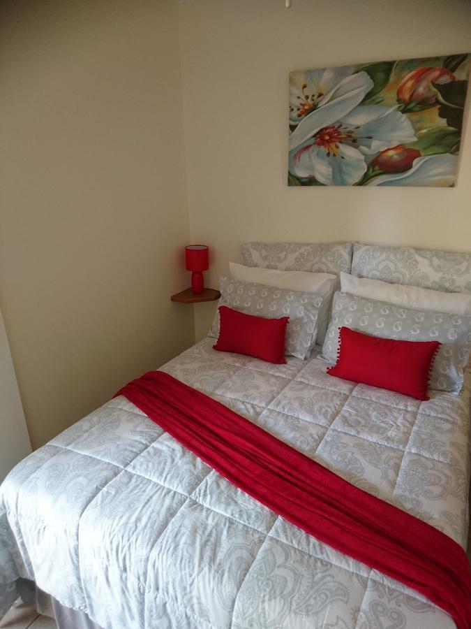 Chanelle Self Catering Bloemfontein Extérieur photo